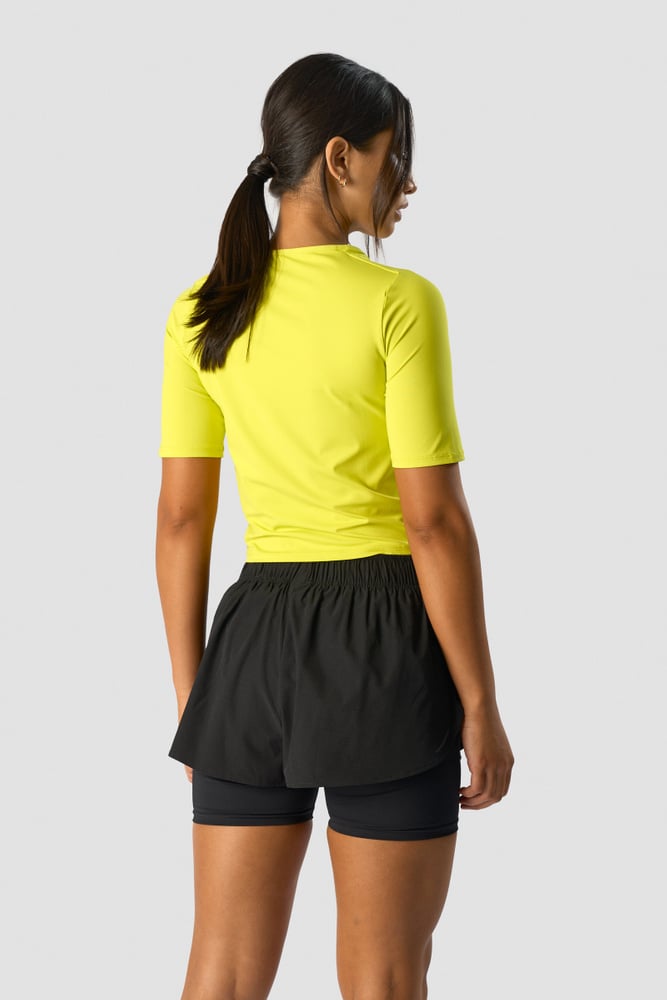 charge cropped mid sleeve wmn acid yellow