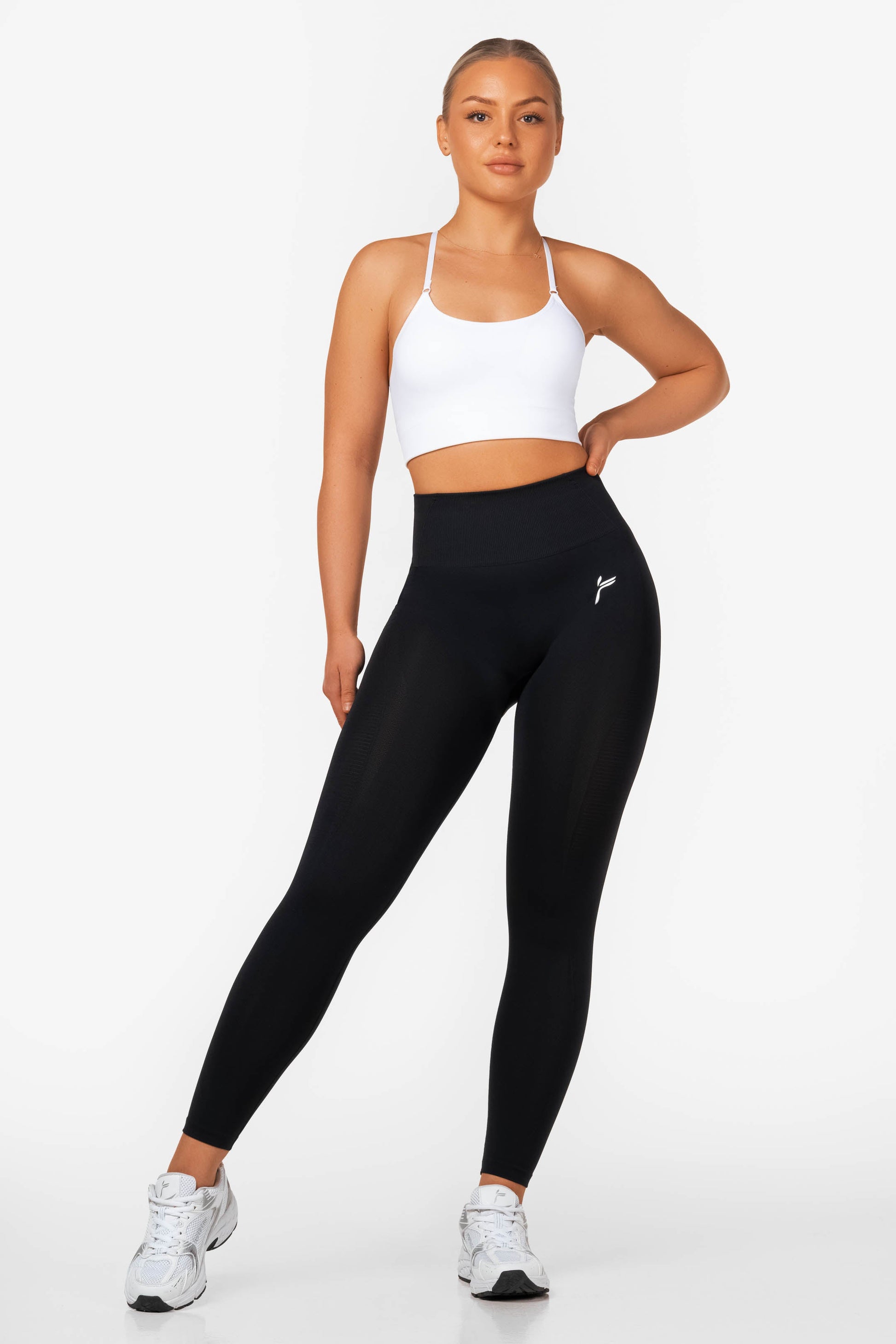 Black Elevate Vortex Leggings 2 - for dame - Famme - Leggings