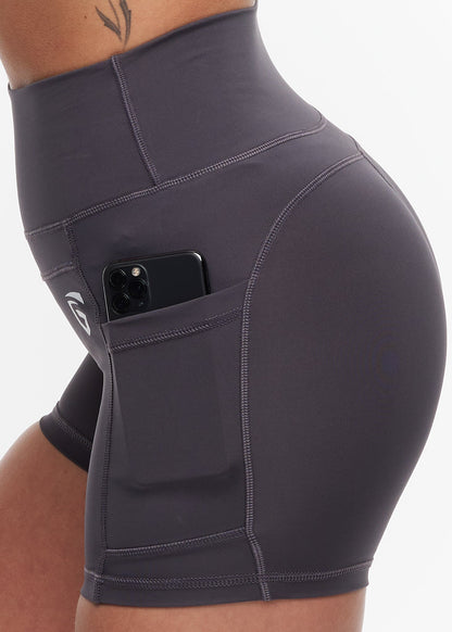 Future Pocket Shorts - Dark Grey - for kvinde - GYMONE - Shorts