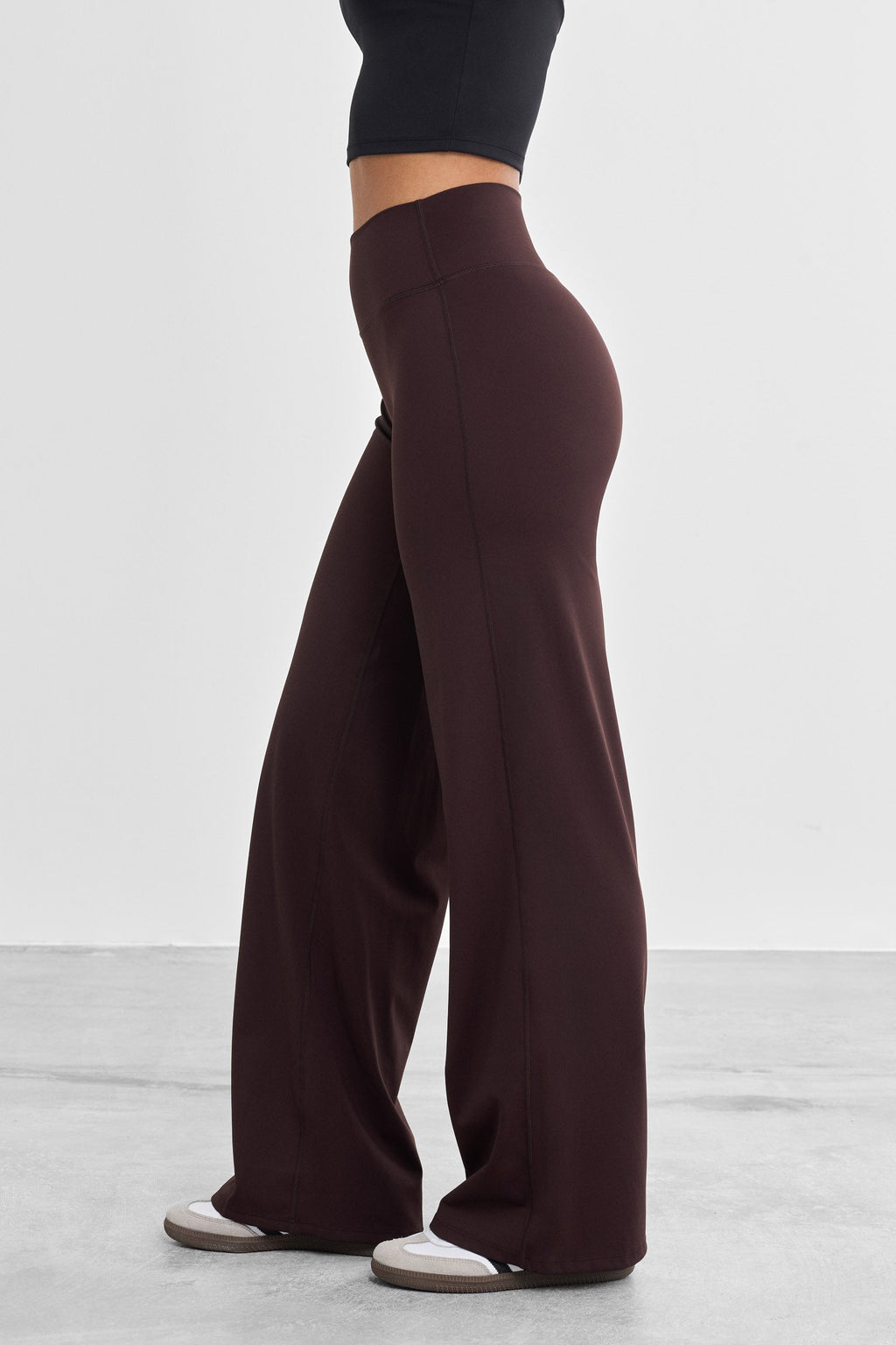 Signature Straight Leg Broek