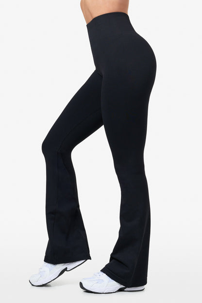 Black Scrunch Flared Leggings - for dame - Famme - Leggings