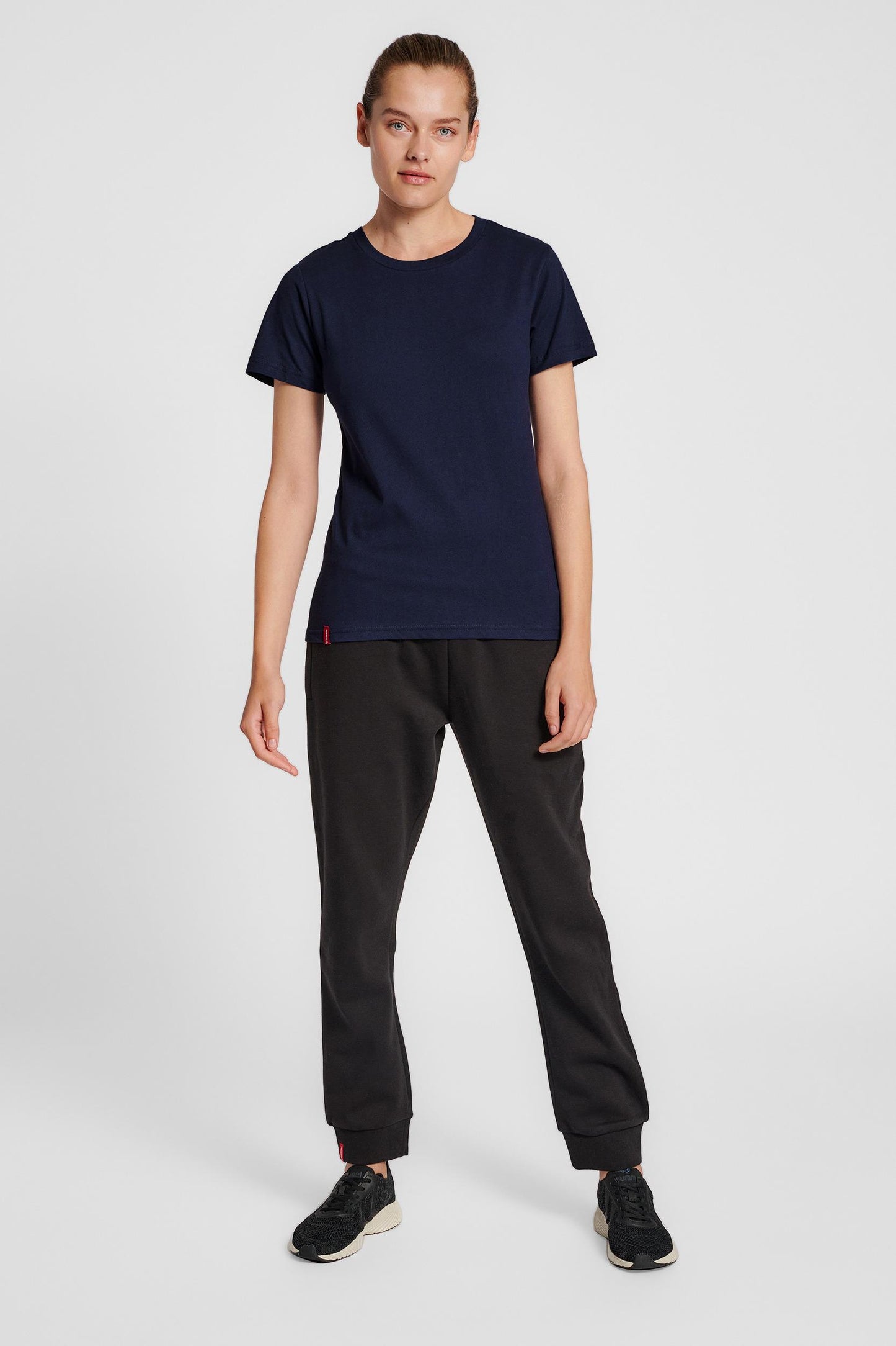 HUMMEL - Hmlred Basic T-shirt S/s Woman - Marine