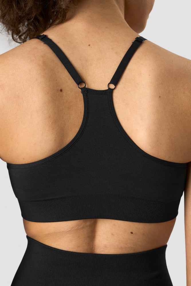 scrunch seamless sports bra black