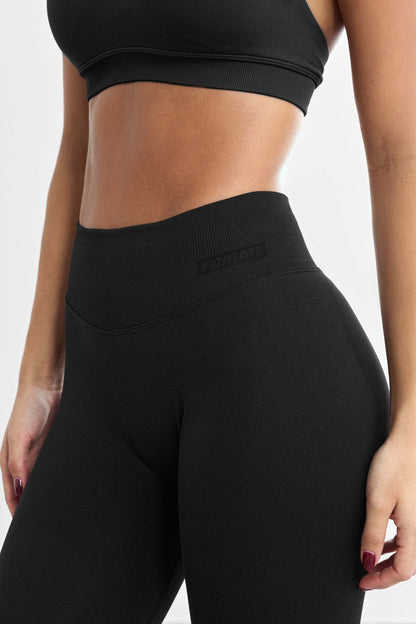 Sculpt Flared Legging