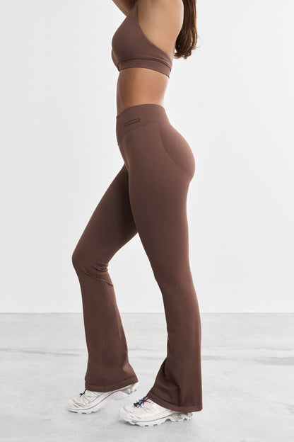 Sculpt Flared Legging