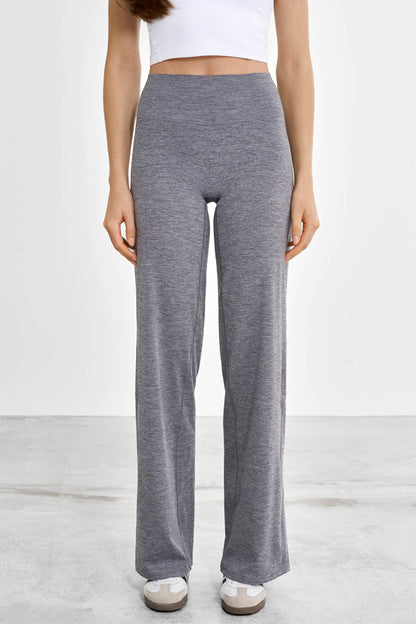 Softy Straight Leg Broek