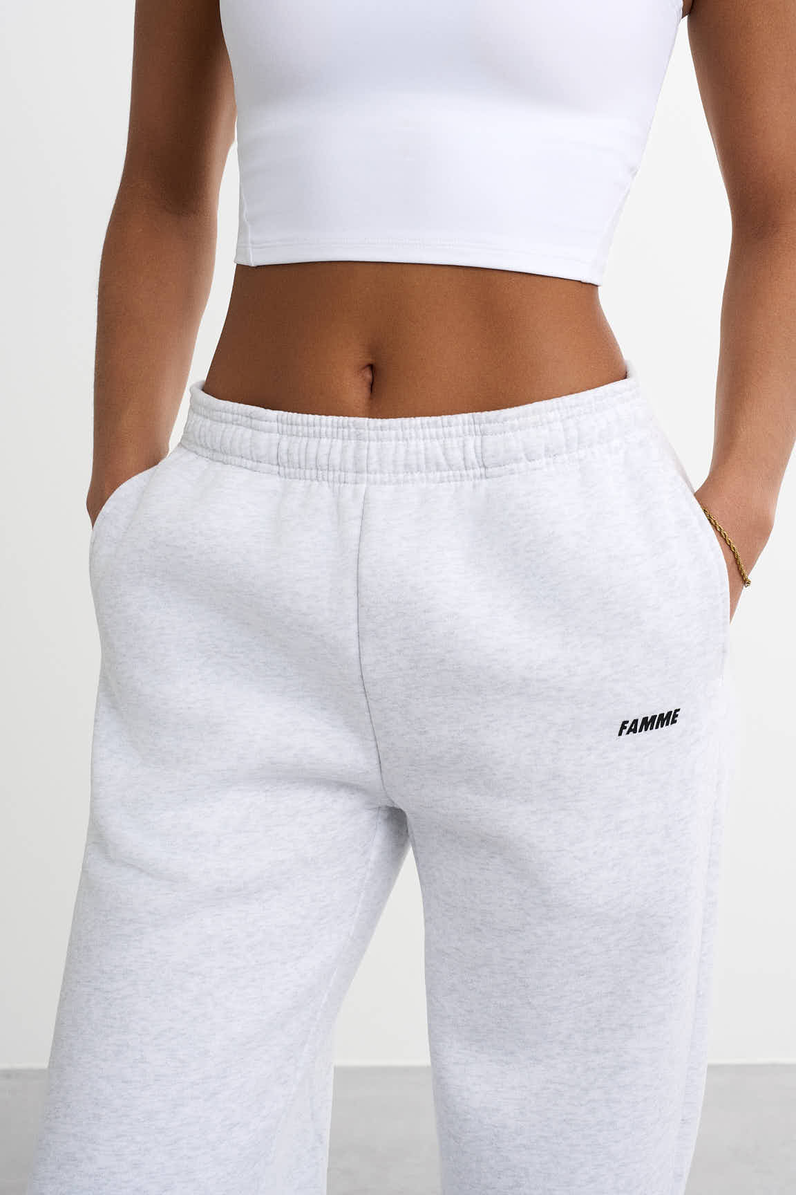 Straight Fit sweatpants