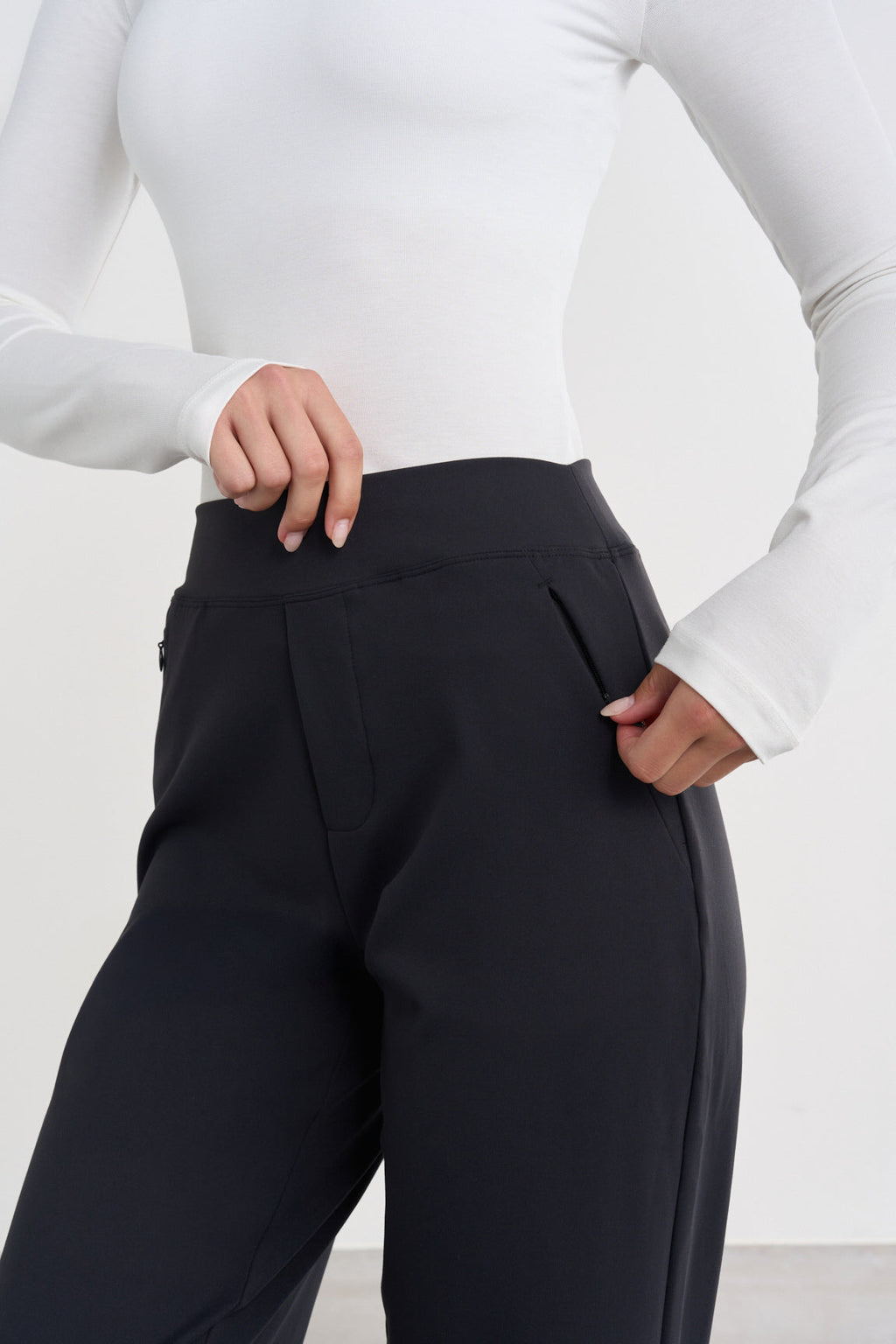 Tailored Relaxed Pants - for dame - Famme - Pants