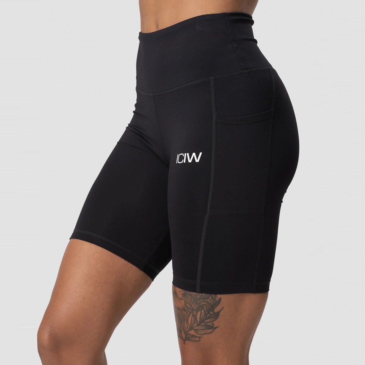 ICANIWILL -Dames Scrunch Pocket Biker Shorts -Zwart