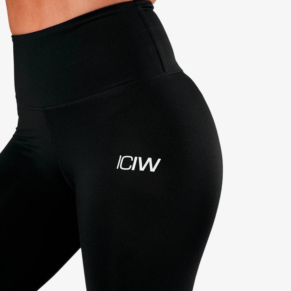 ICANIWILL - Dames Scrunch Biker Shorts -Zwart